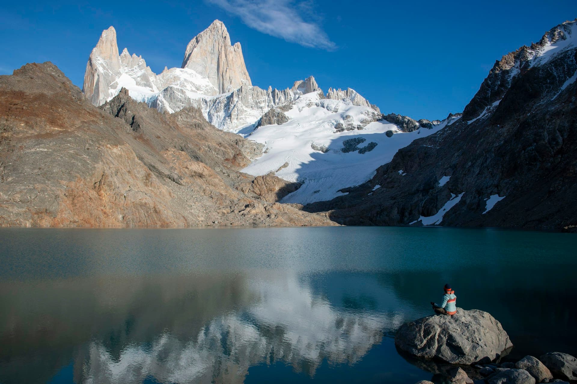 Laguna de los Tres — вид на Fitz Roy Laguna de los Tres — вид на Fitz Roy