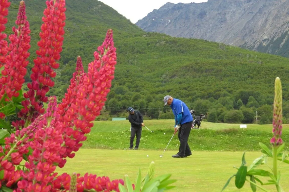 Golf en Огненная Земля